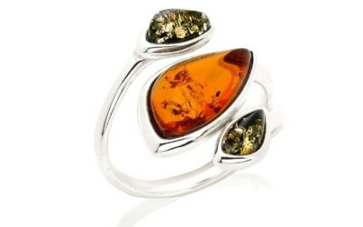 Bague en Ambre : Nature et Raffinement